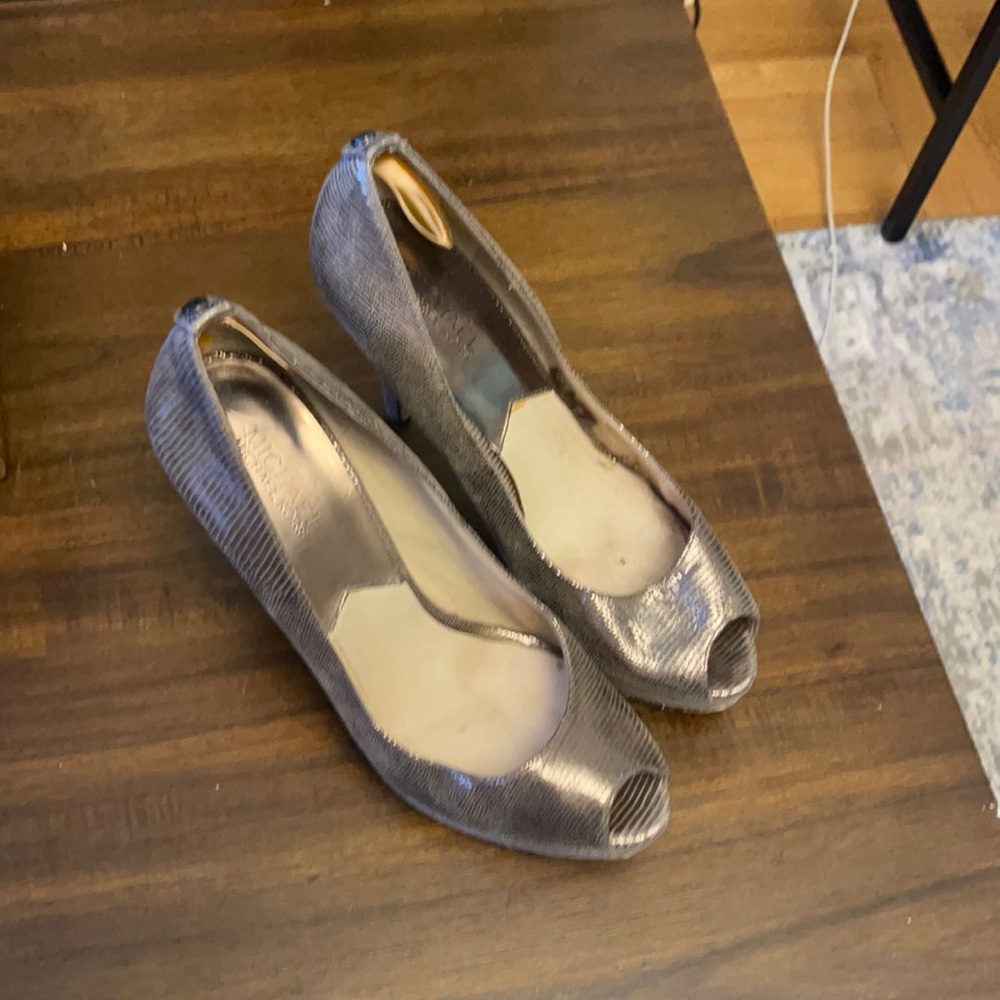 Beautiful shoes from Michael Michael Kors.